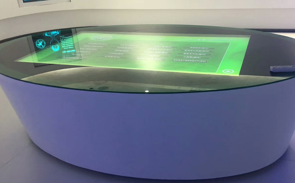 触控一体机案例-某科技公司展
